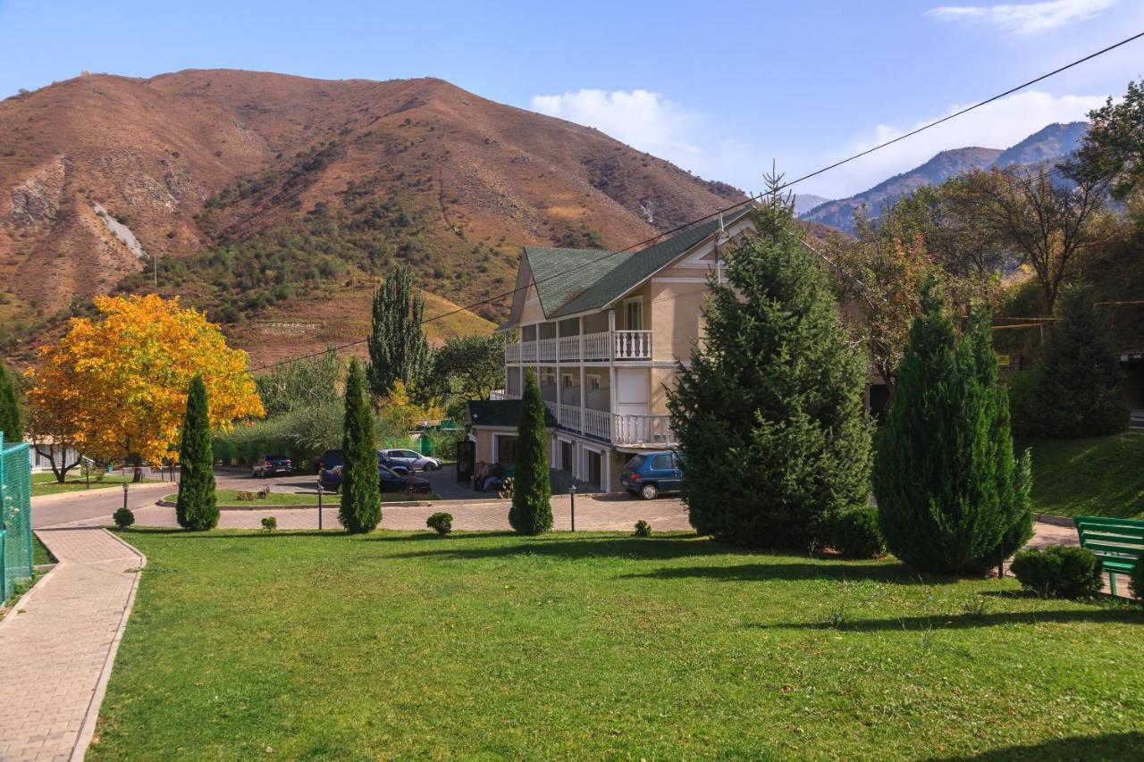 Sunkar Hotel Almati Kültér fotó