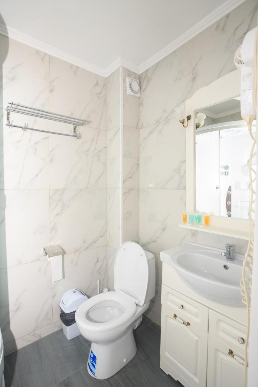 Sunkar Hotel Almati Kültér fotó